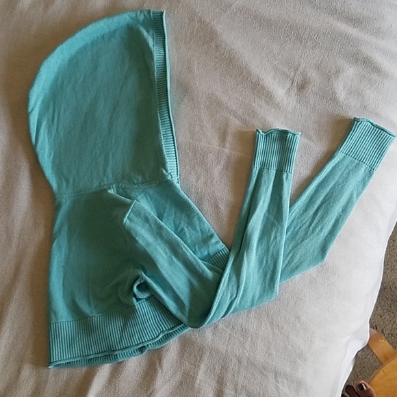 GapKids XL(12) long sleeve, Teal 1/2 bodice - Picture 13 of 16